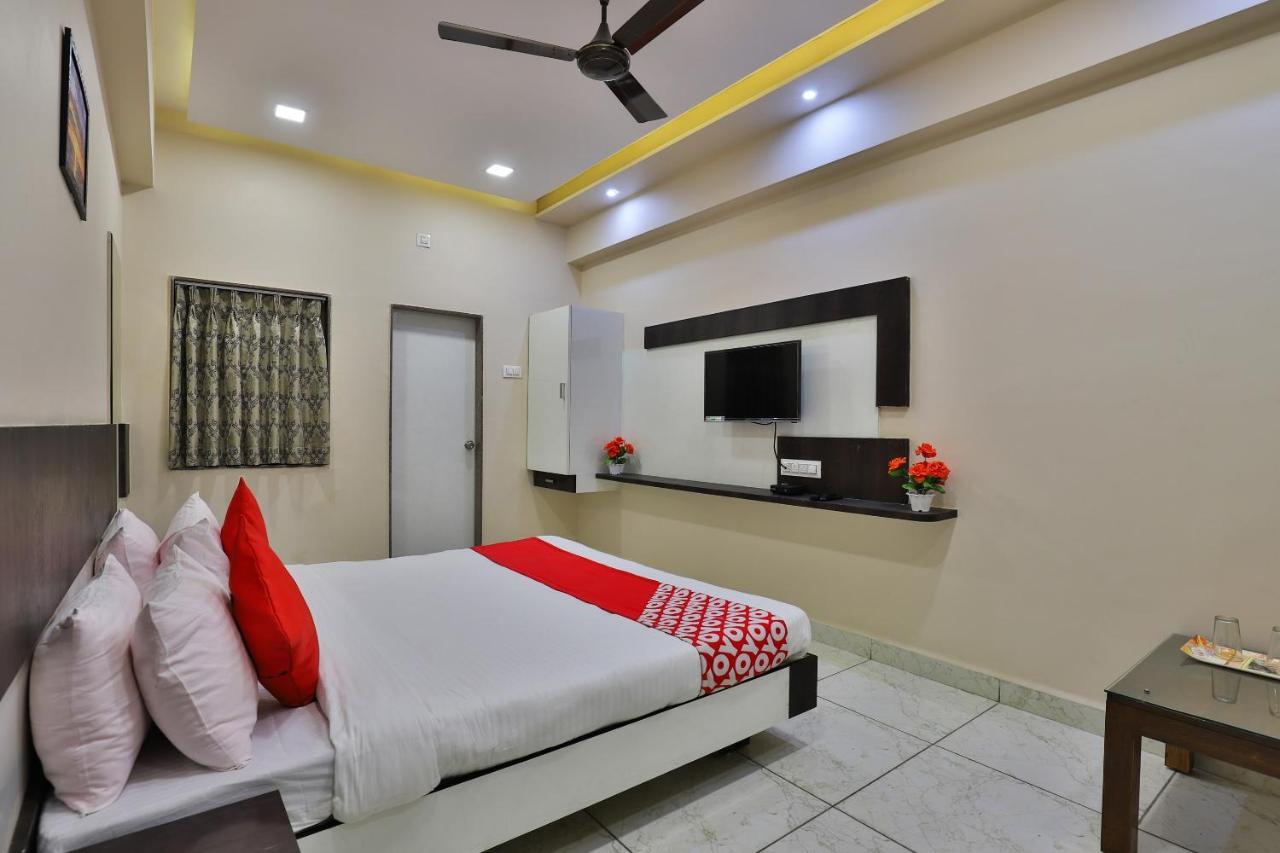Oyo 26621 Hotel Tulsi Residency Джамнагар Экстерьер фото