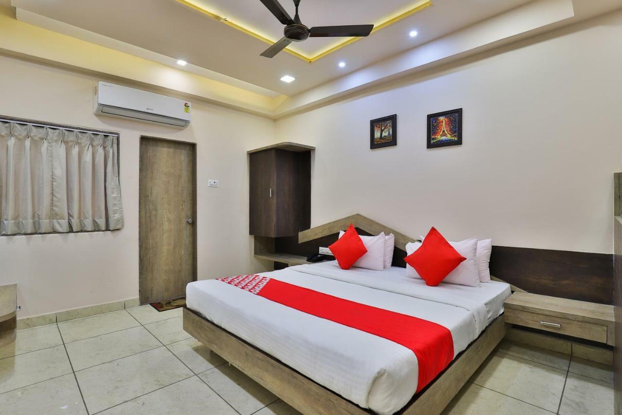Oyo 26621 Hotel Tulsi Residency Джамнагар Экстерьер фото